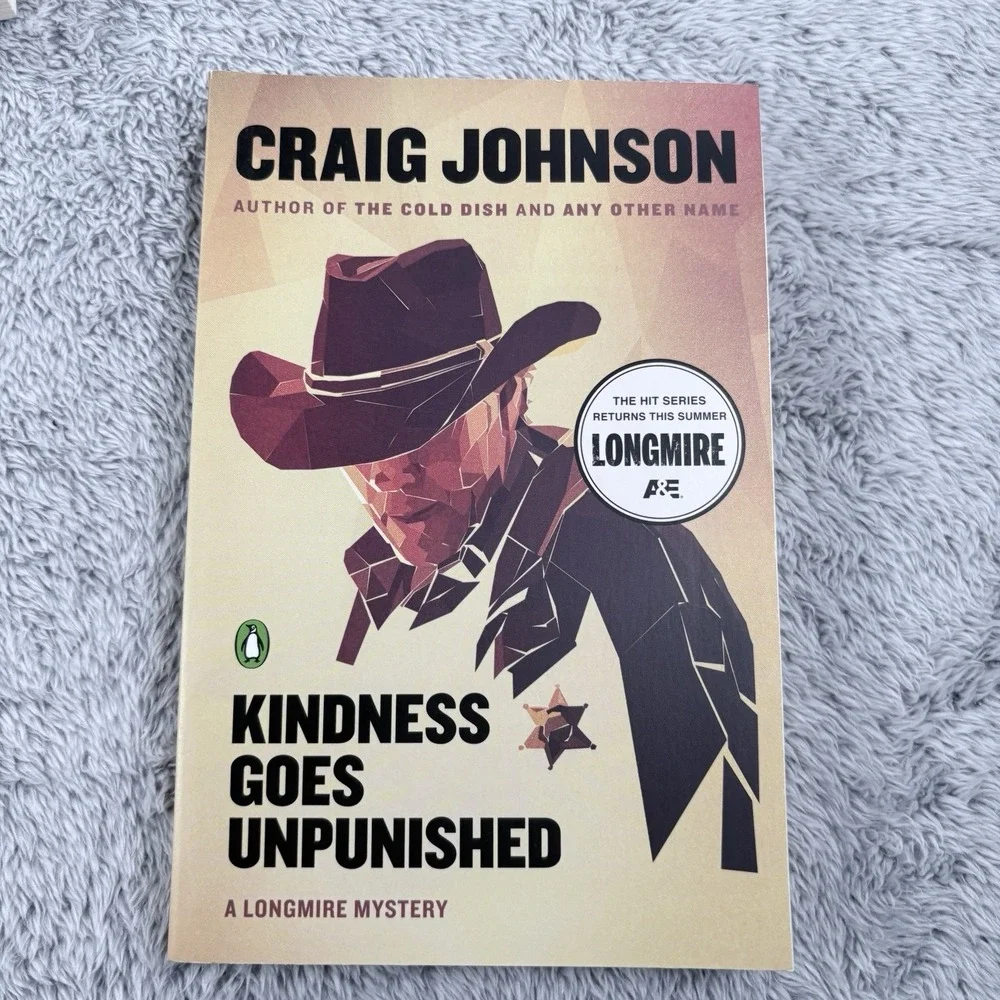 Longmire Mystery Series Craig Johnson Lot Of 2 / Preowned PBs In Good Condition